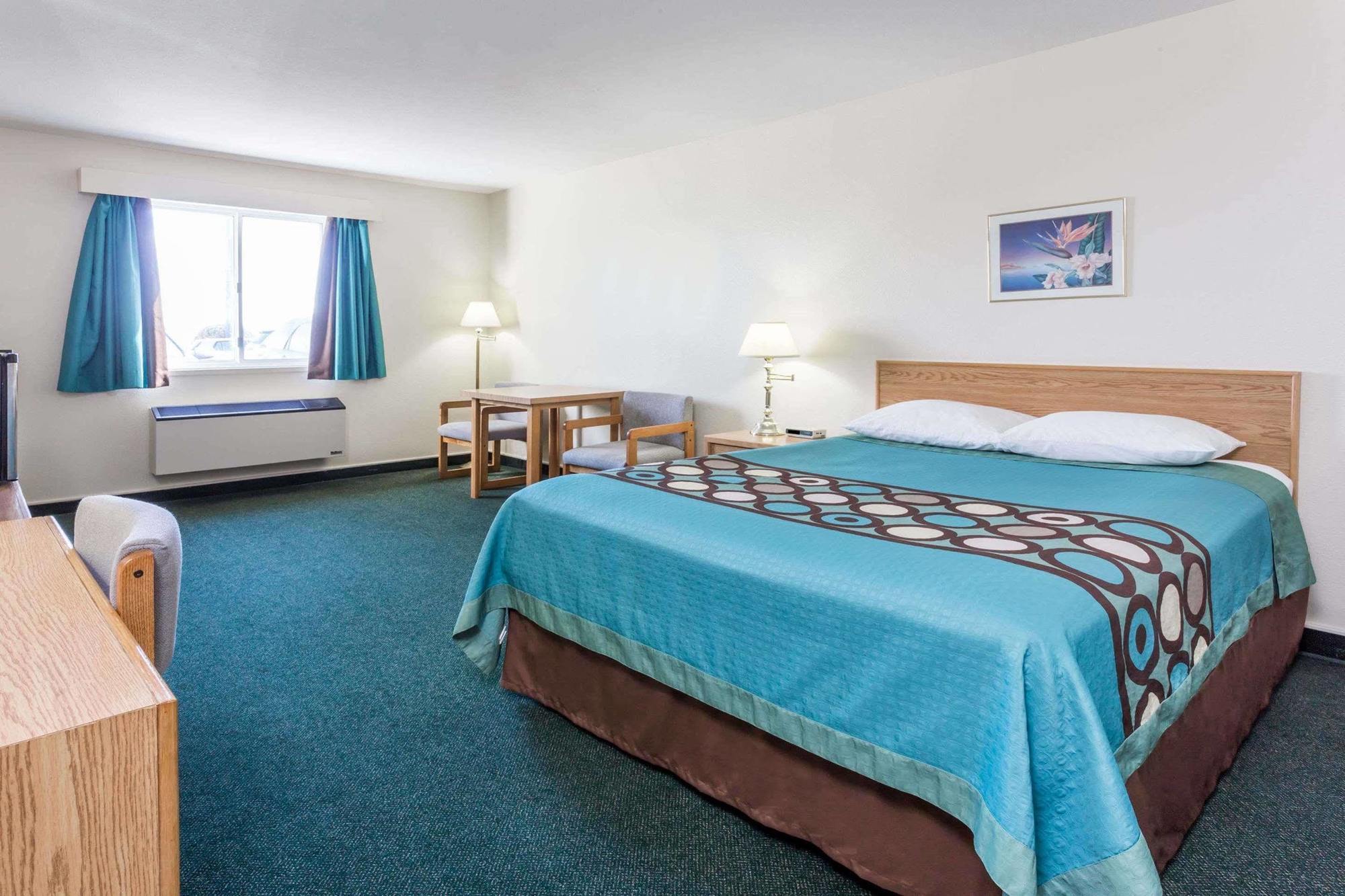 Super 8 By Wyndham Moose Jaw Sk Hotel Ngoại thất bức ảnh